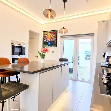 Surbiton Luxury Garden House 19 Βίλα Εξωτερικό φωτογραφία