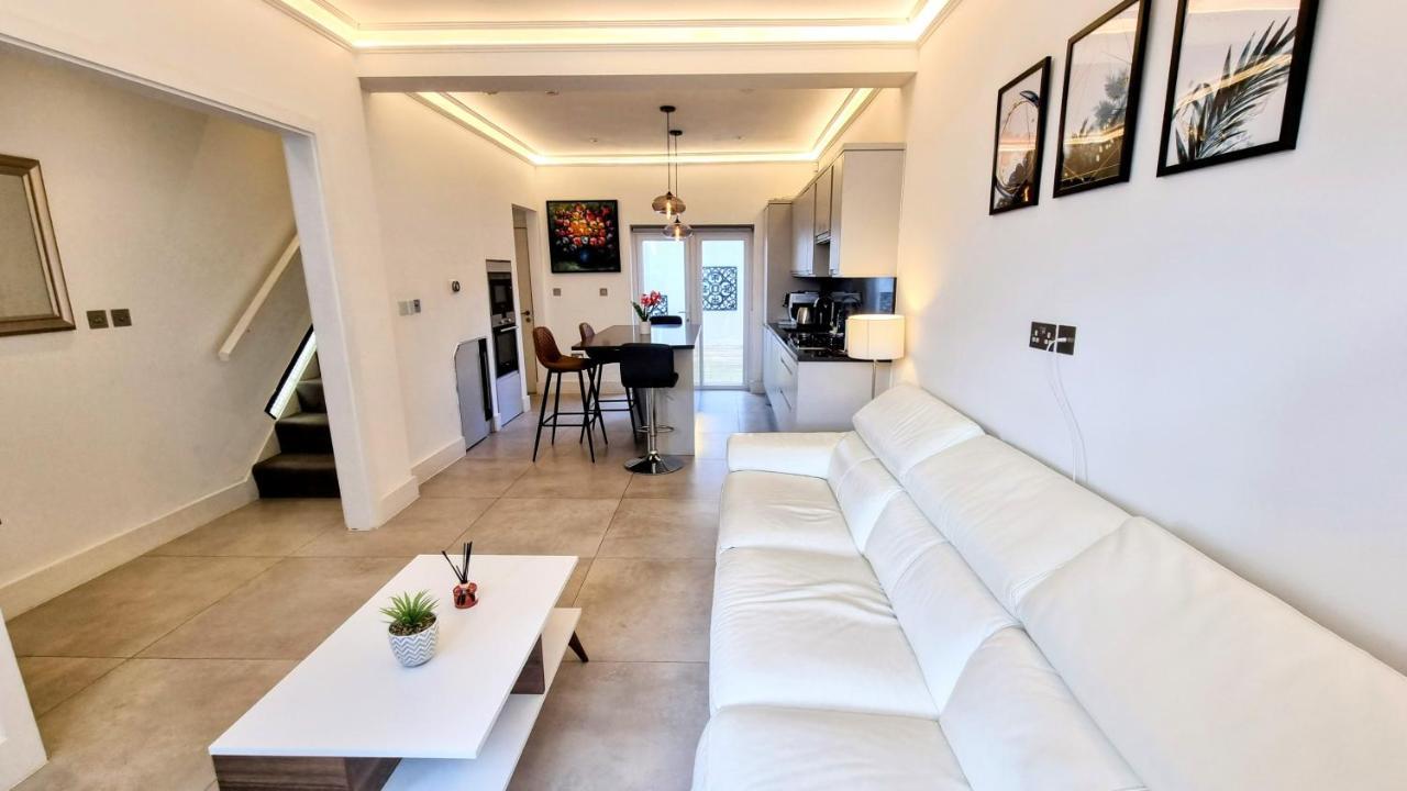 Surbiton Luxury Garden House 19 Βίλα Εξωτερικό φωτογραφία