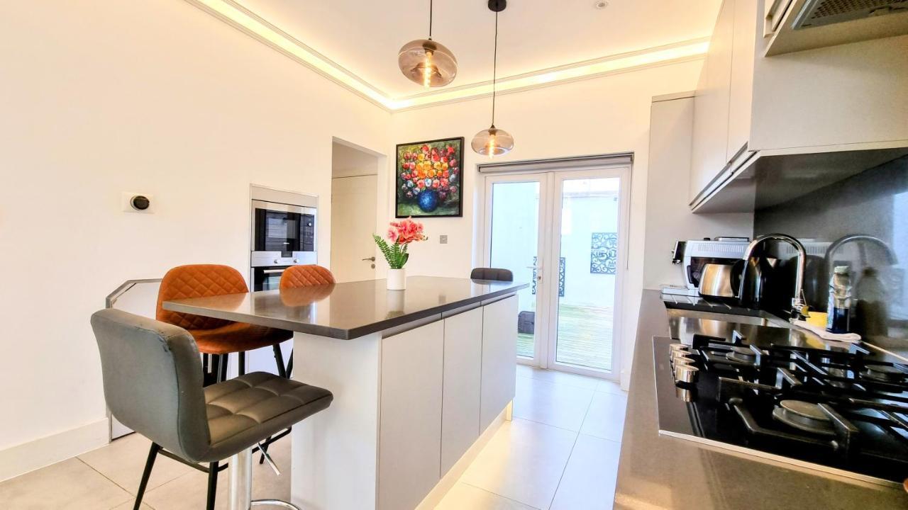 Surbiton Luxury Garden House 19 Βίλα Εξωτερικό φωτογραφία